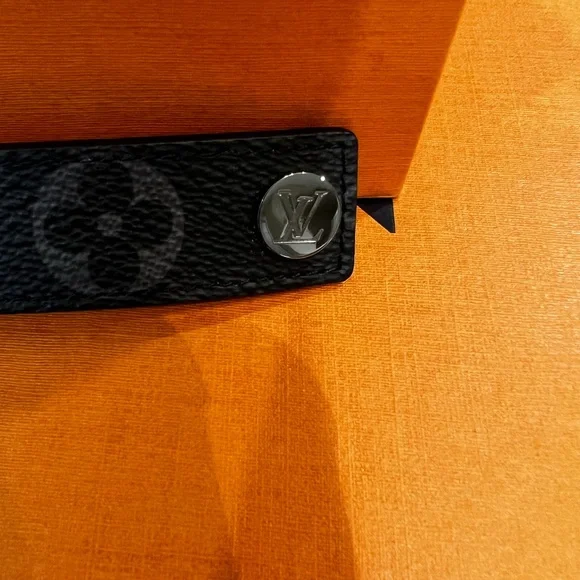 Louis Vuitton bracelet band